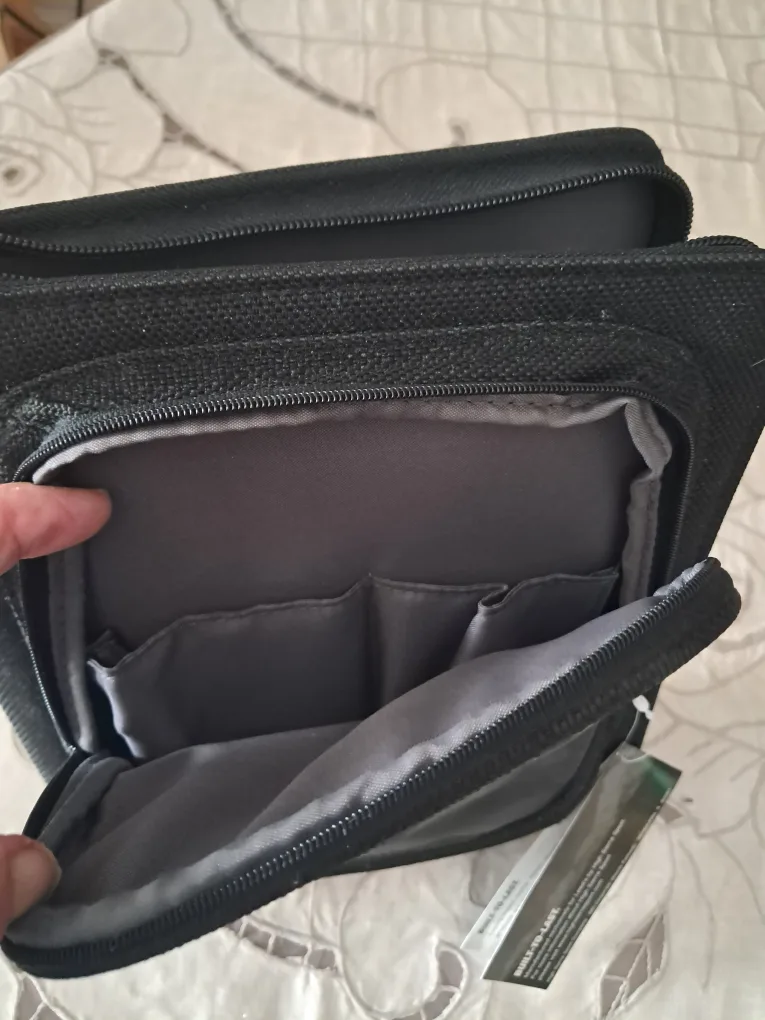 #freecycle# High Sierra Deloitte Branded E-Organizer image indicator(4)