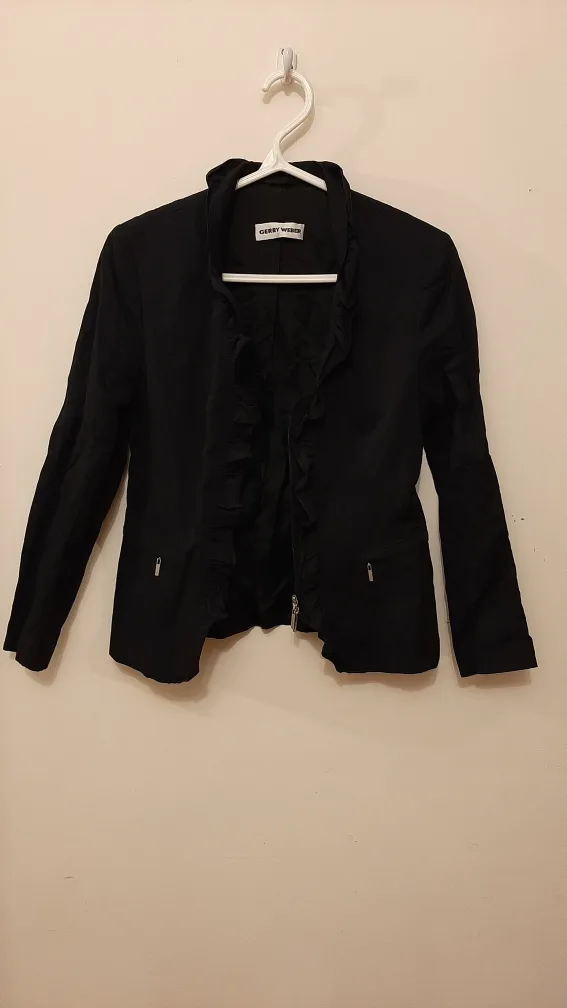 Gerry Weber Black Blazer Jacket image indicator(2)