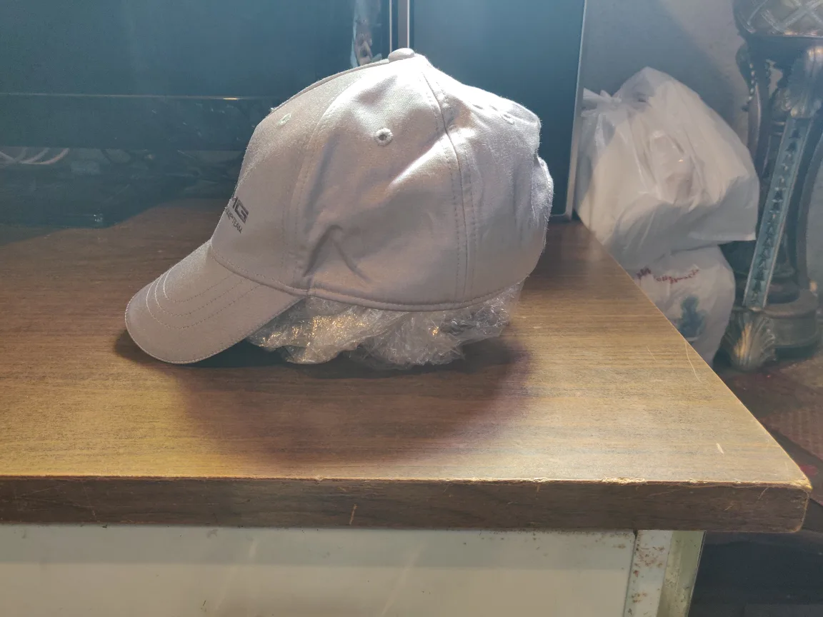 Mercedes F1 Hat image indicator(4)