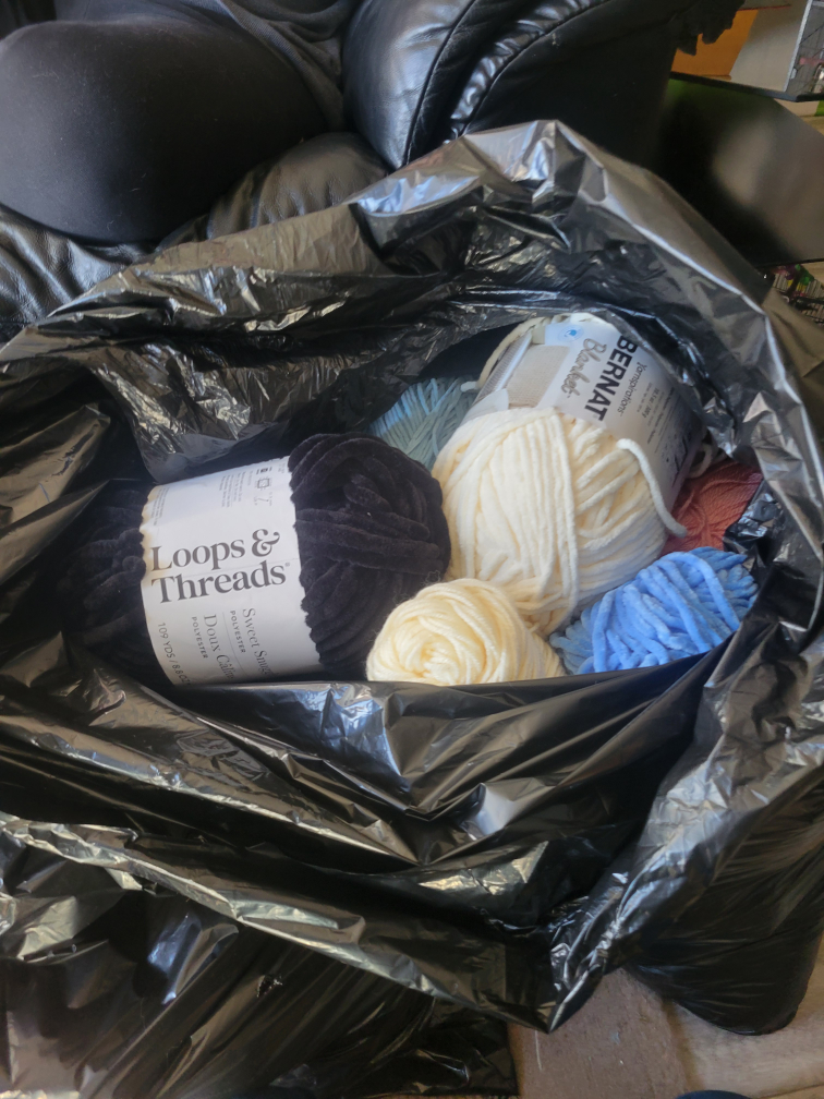 Huge Yarn Lot - Bernat, Patons, Loops & Threads - photo 3