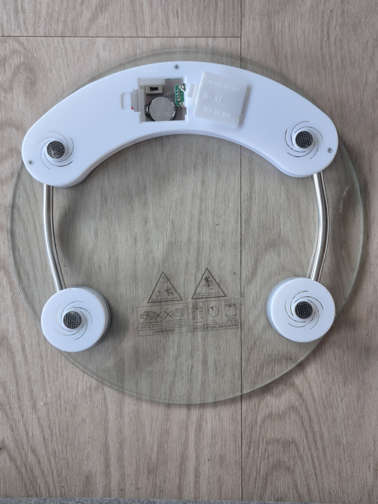 BODICO Bathroom Scale - Glass Top - Digital Display - photo 2