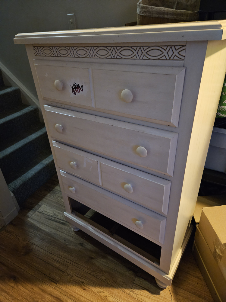 Five-Drawer Dresser - Off-White