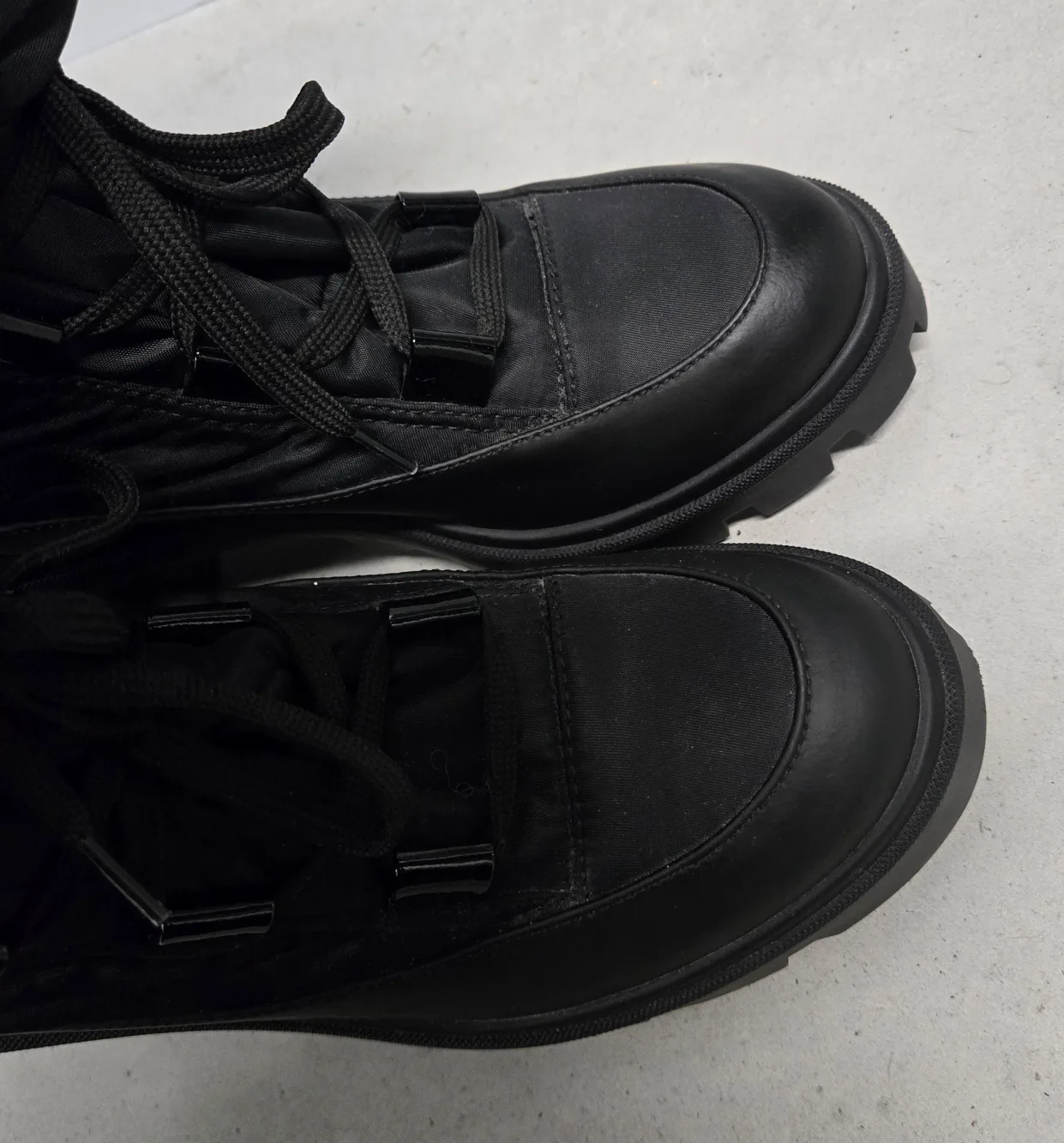 Moncler Moncler Cheryne Lace-Up Ankle Boots Size 38/US 7.5-8 image indicator(8)