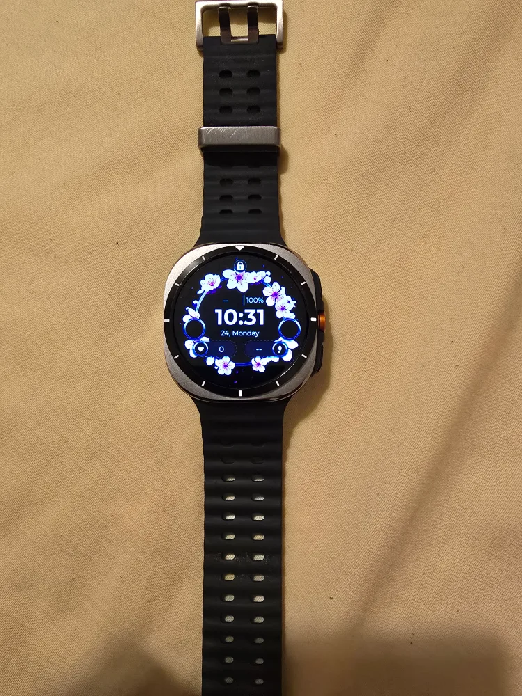 Samsung Galaxy Watch Ultra thumbnail