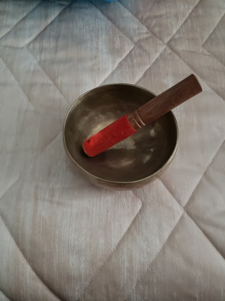 Brass Singing Bowl with Wooden Striker - photo 2