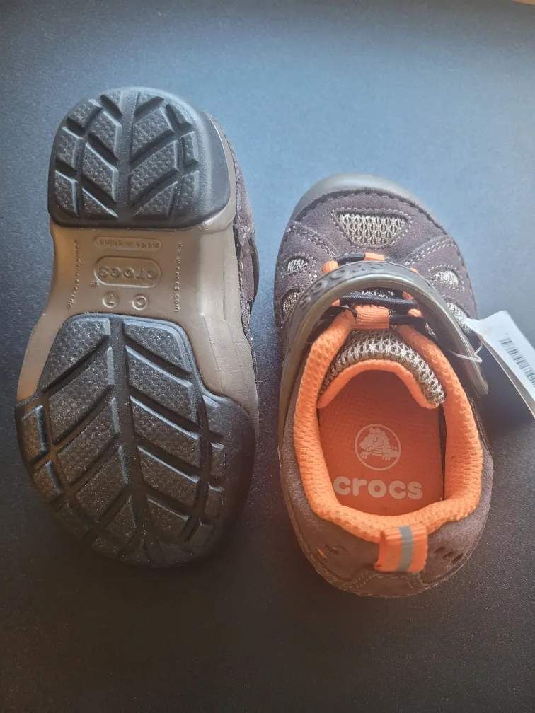crock's toddler' Size 7 Brown and Orange Hiking Shoes image indicator(5)