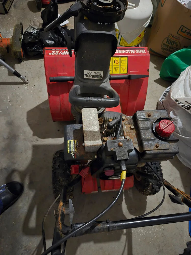 MTD  YARD MACHINE SNOW BLOWER ❄️ image indicator(4)