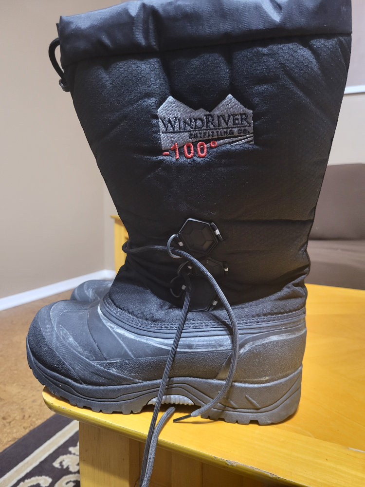 Windriver insulated winter boots