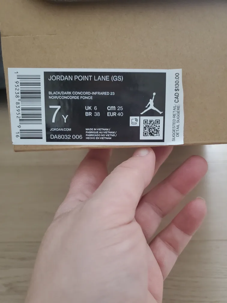 Womens Jordan Point Lane    Size 7 image indicator(6)