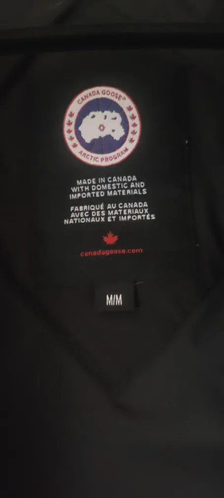 Canada Goose Jacket image indicator(8)