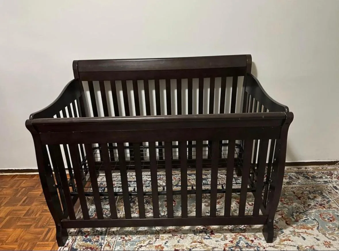 Dark Brown Wooden Crib image indicator(2)