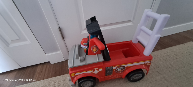Paw Patrol Marshall's Fire Truck Ride-On Toy - photo 3