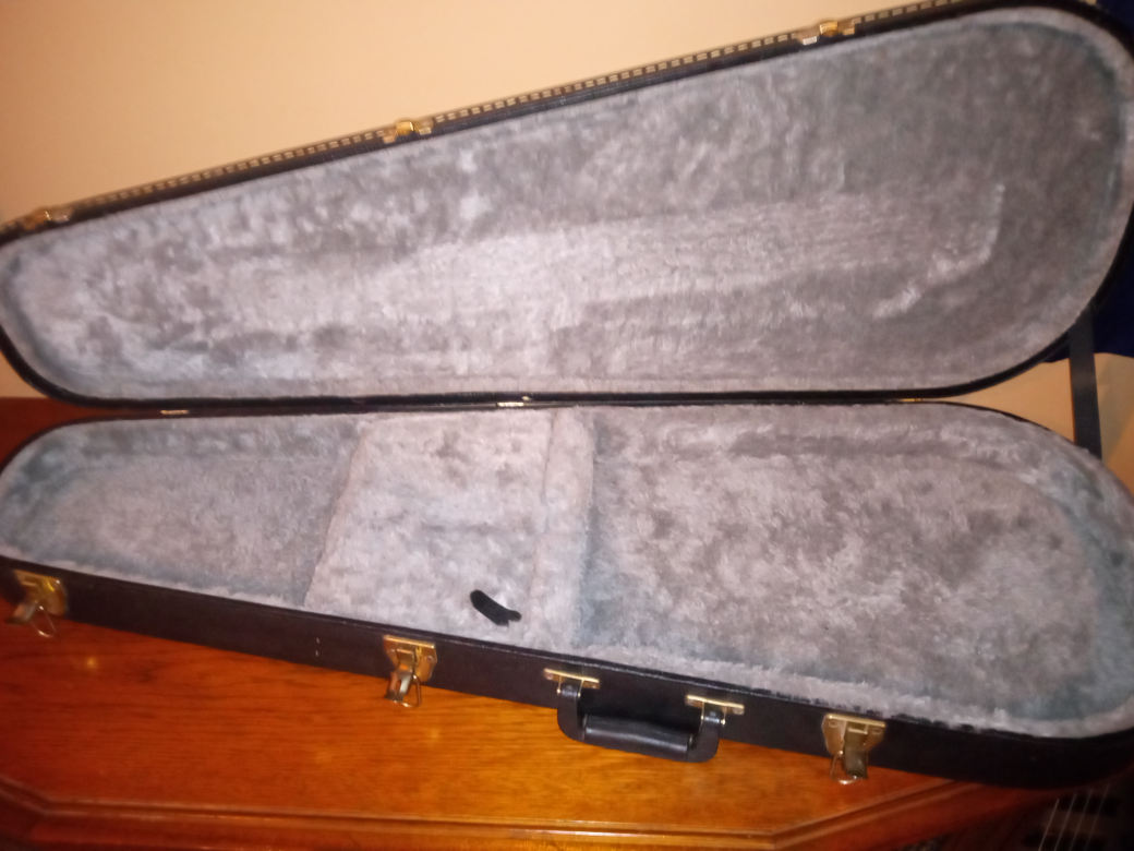 Guitar Hard Case - photo 2