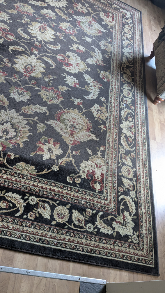 Large Floral Area Rug - photo 3