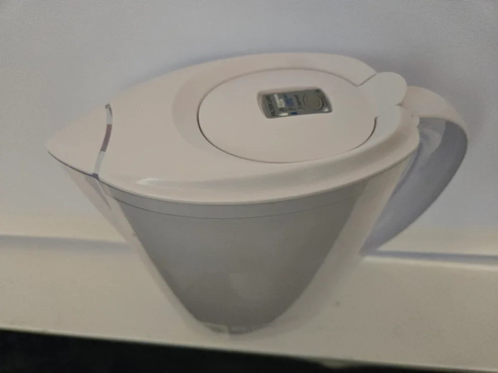 Water filter pitcher #freecycle thumbnail