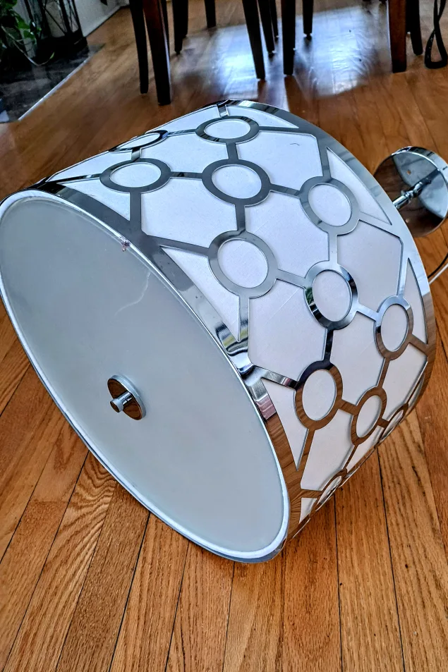 Modern Pendant with Drum Shade image indicator(2)