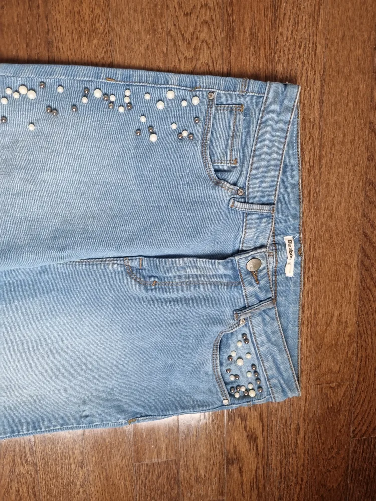 Bizzbee embellished jeans image indicator(2)