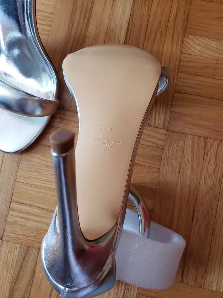 US make Silver Metallic Ankle Strap Heels image indicator(3)