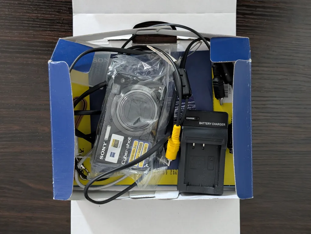 Sony Cyber-shot DSC-W150 Digital Camera - New in Box image indicator(2)