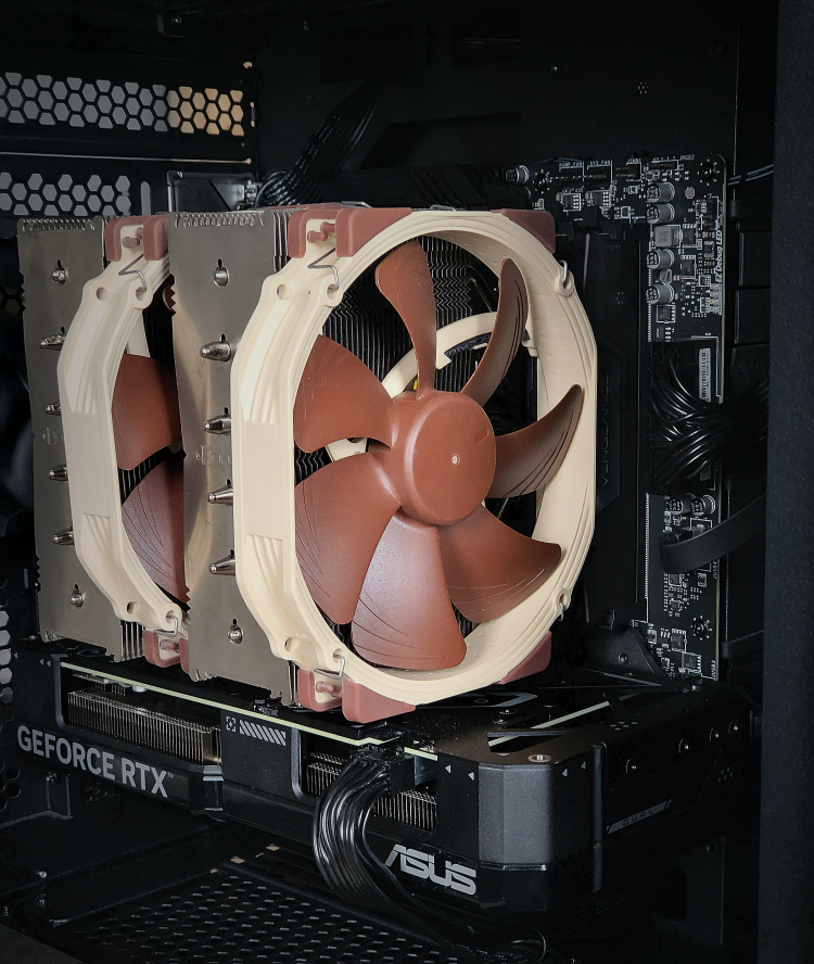 RTX 4070 Gaming PC - Ryzen 7 7700X - 32GB Ram - photo 3