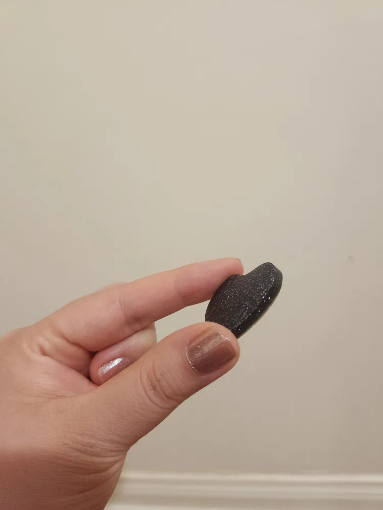 #freecycle Dark Glitter Heart Charms image indicator(3)