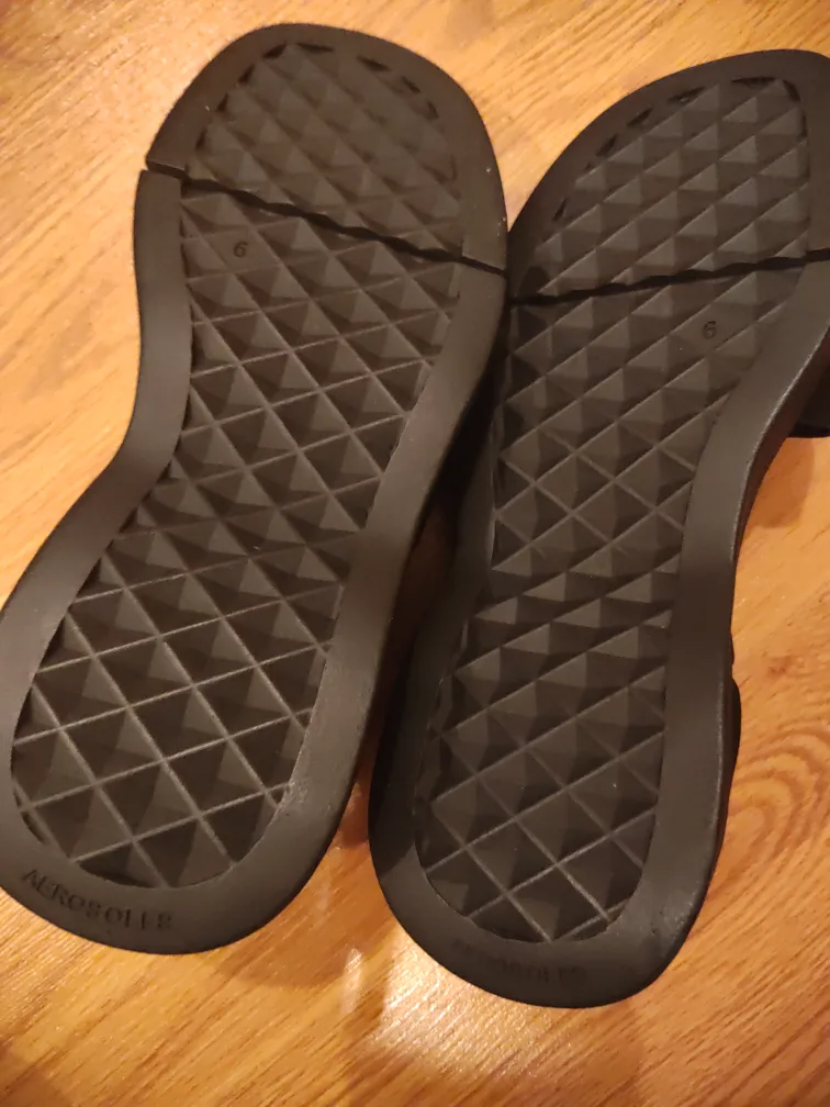 Aerobics Women's Black Wedge Sandals Size 6 image indicator(3)