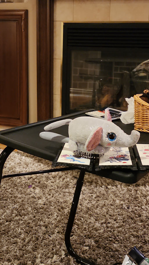 Adorable Elephant Hairbrush - photo 2