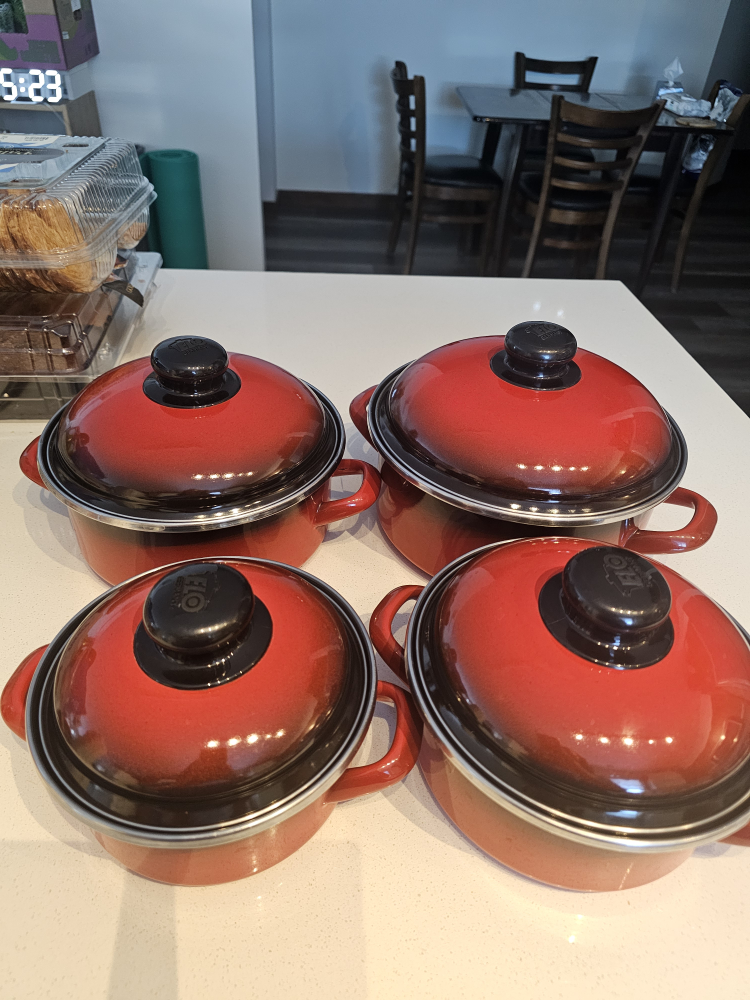 ELO Cookware Set - Red 4-Piece