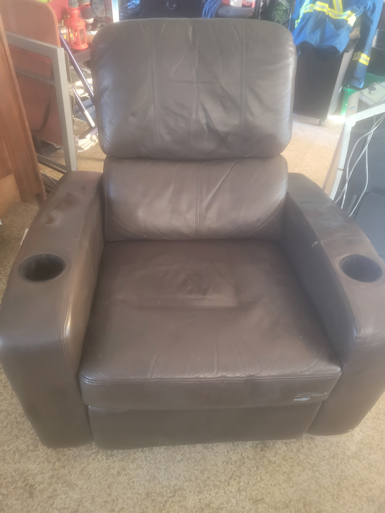 Brown Leather Recliner with Cup Holders