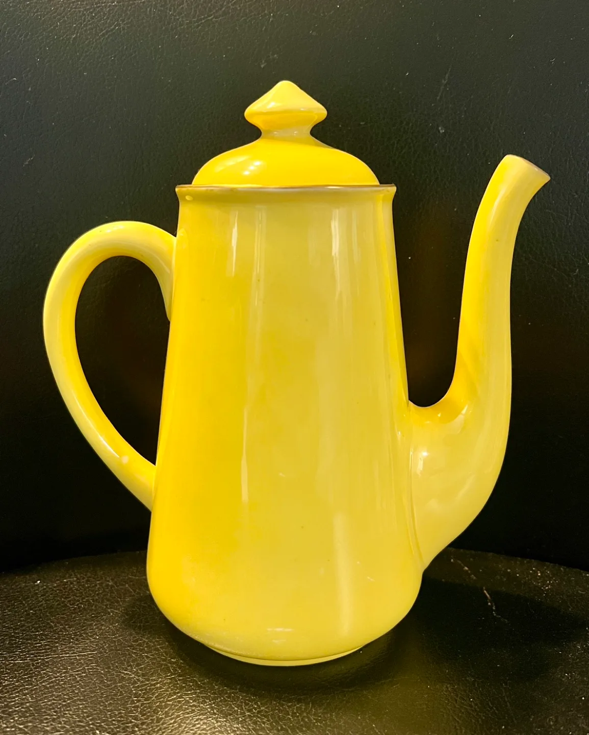 Vintage Shelley Yellow Coffee Pot image indicator(2)