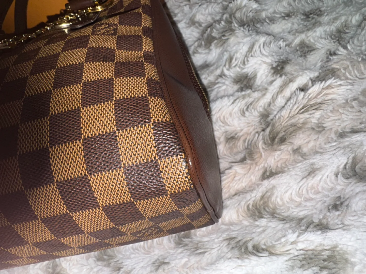 Louis Vuitton Damier Ebene Brera image indicator(6)