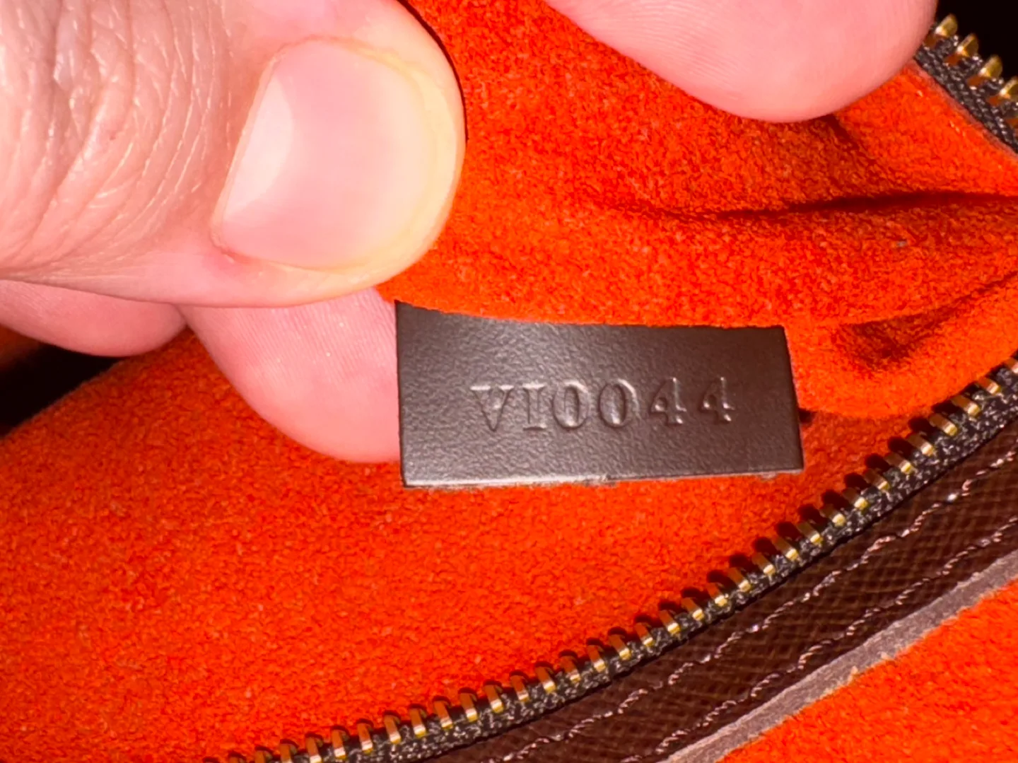 Louis Vuitton Damier Ebene Brera image indicator(9)