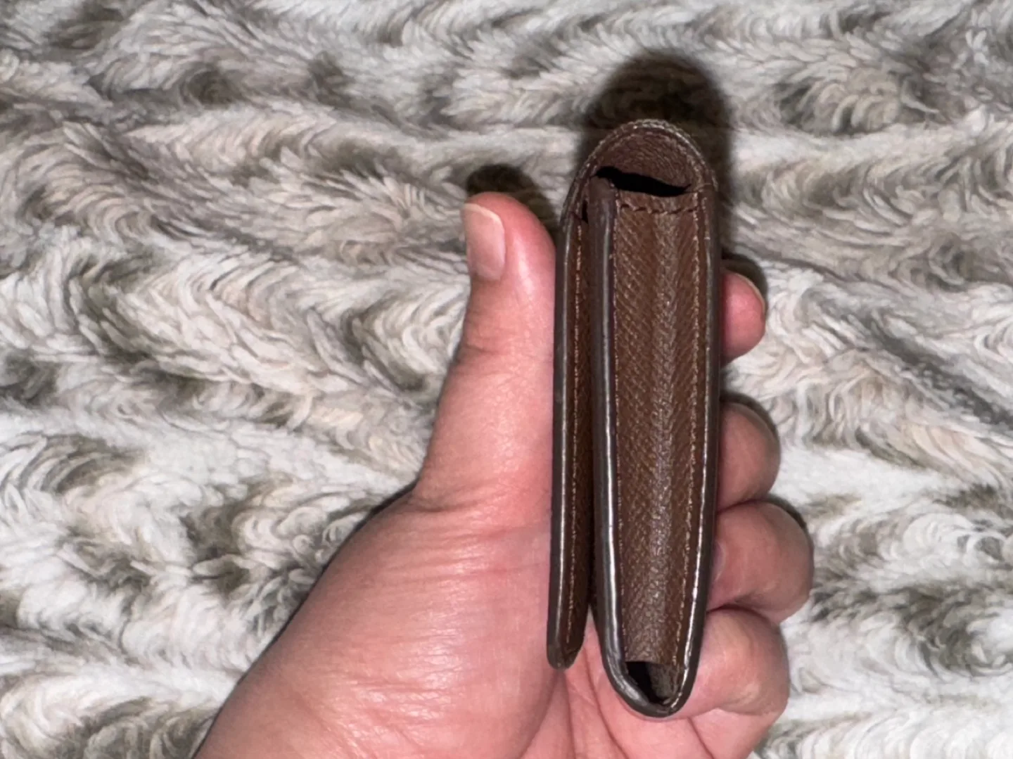 Louis Vuitton Damier ebene Card Holder image indicator(6)