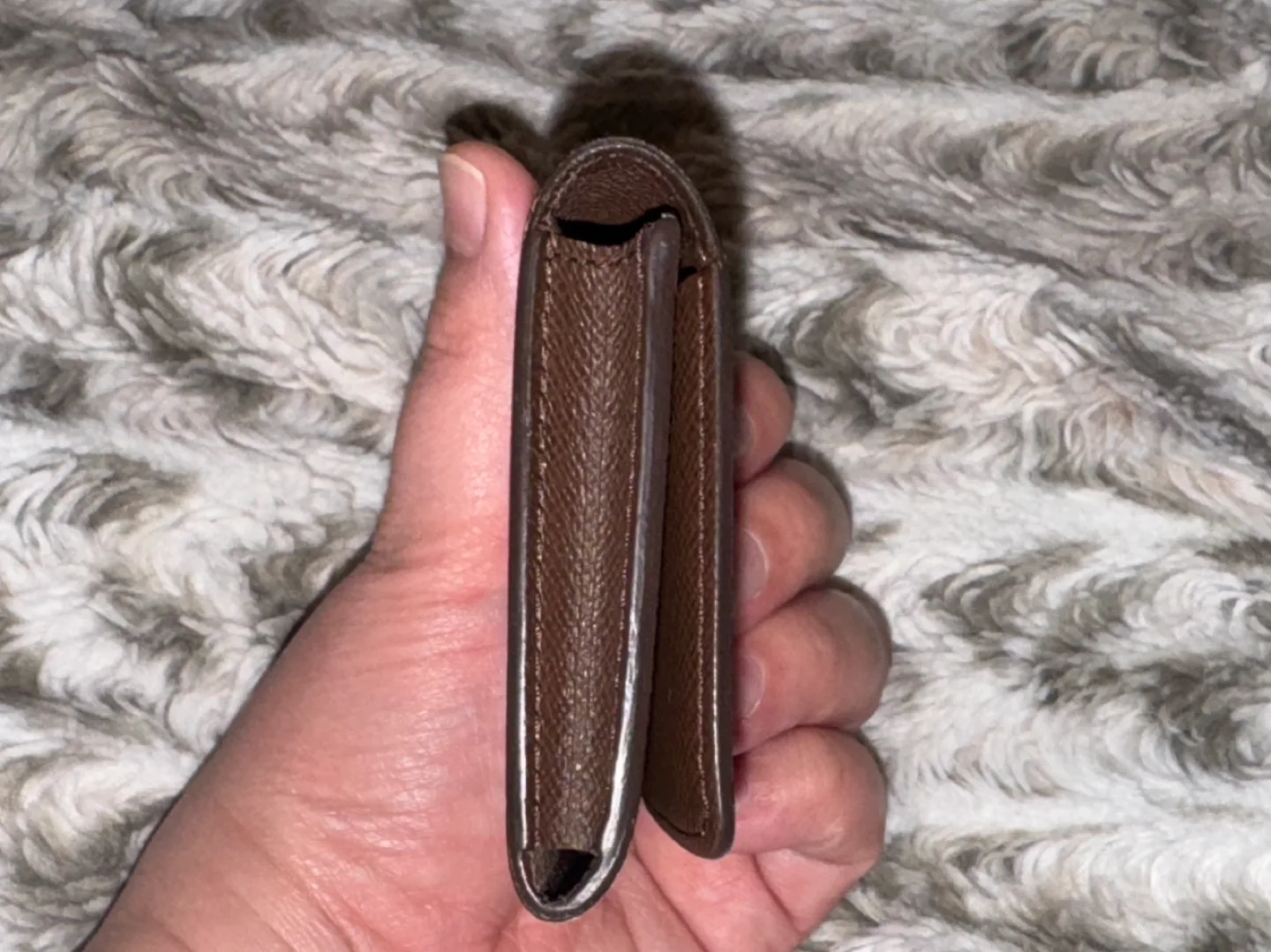 Louis Vuitton Damier ebene Card Holder image indicator(5)