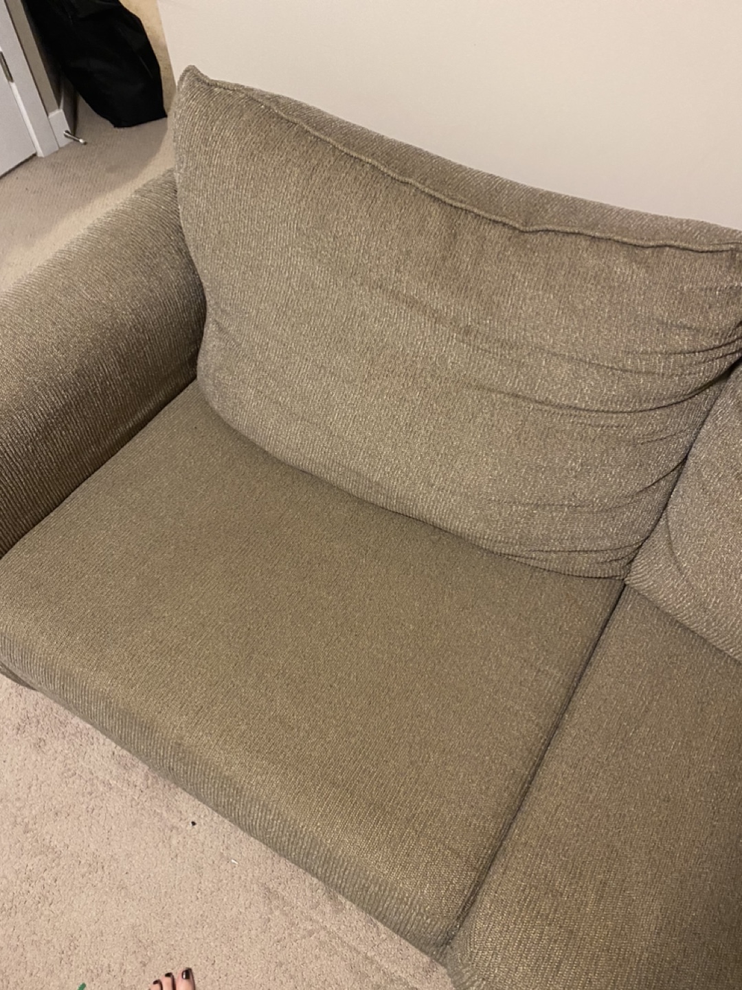 Couch with pull out bed - photo 5
