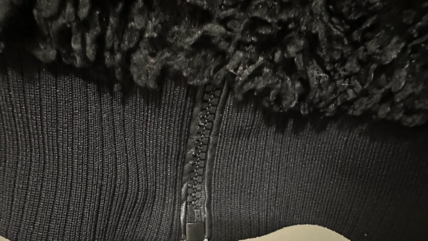 Zara Black Fuzzy Jacket image indicator(10)