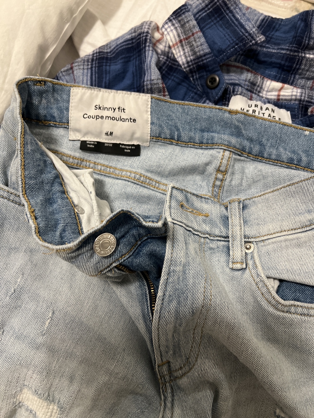 Bundle of three pairs of men's jeans - photo 2