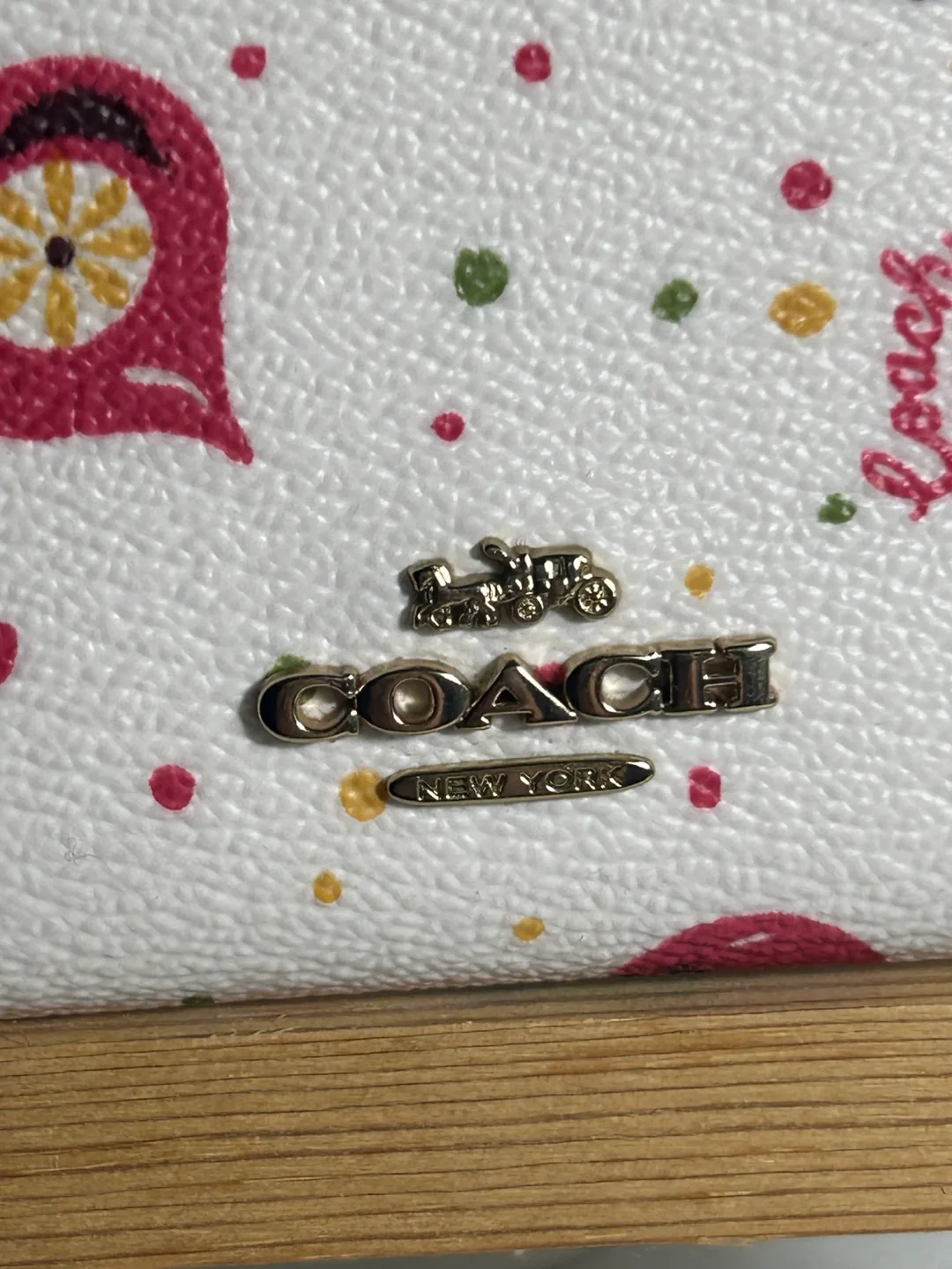 New Coach Leather Wallet image indicator(5)