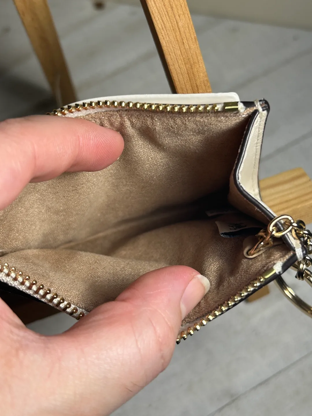 New Coach Leather Wallet image indicator(7)