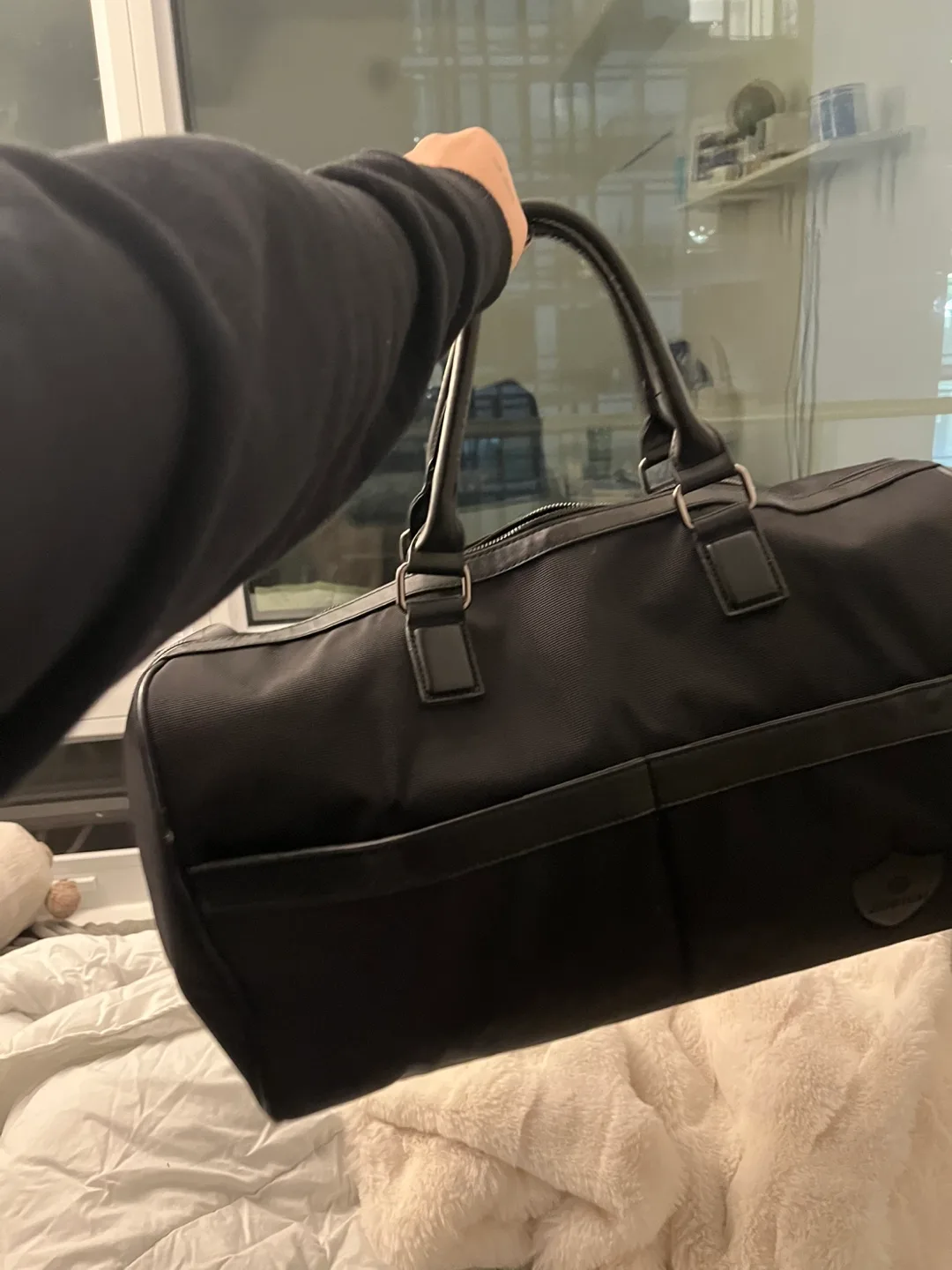 Black Weekender Duffle Bag Zurich image indicator(5)