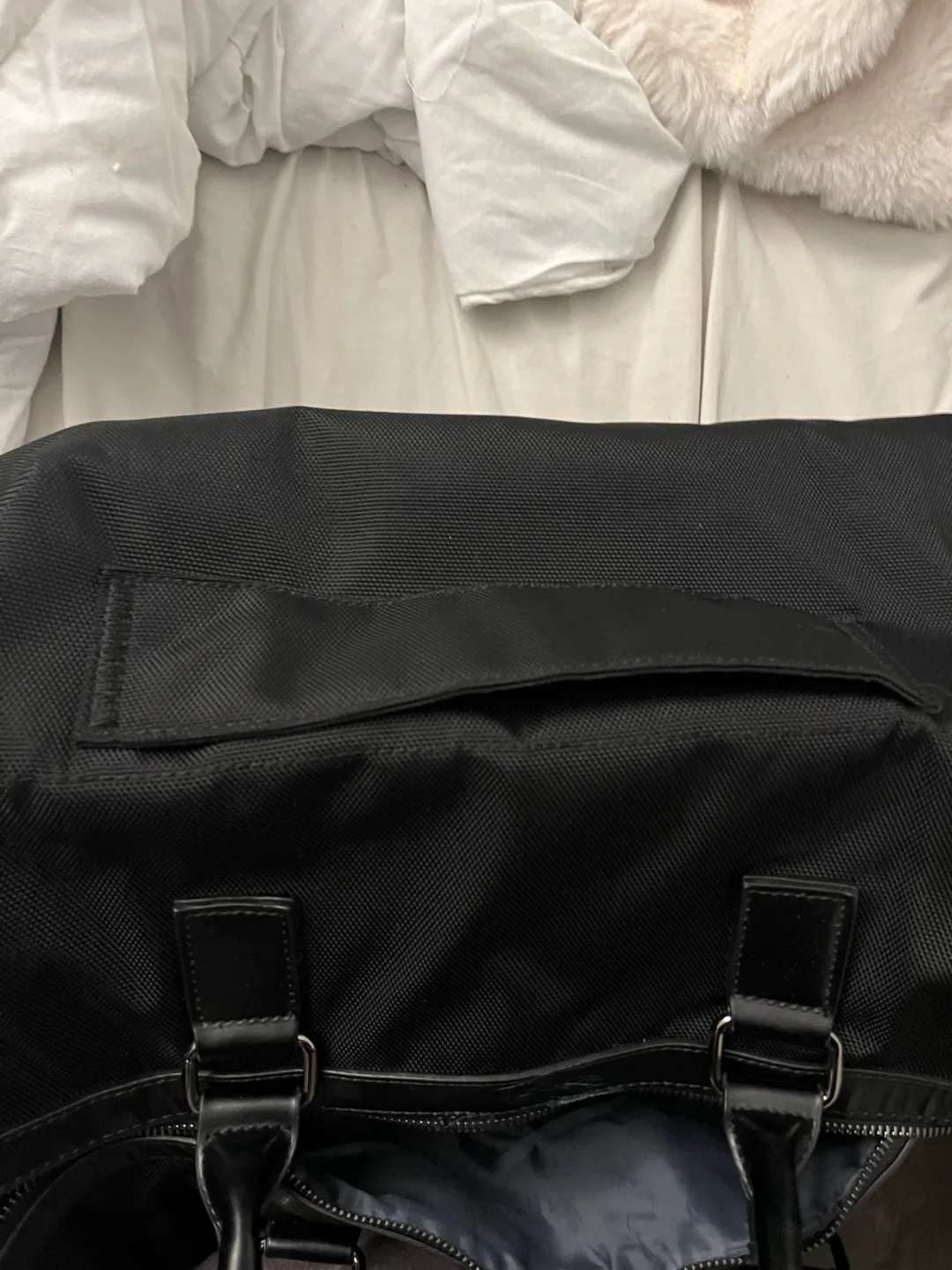 Black Weekender Duffle Bag Zurich image indicator(7)