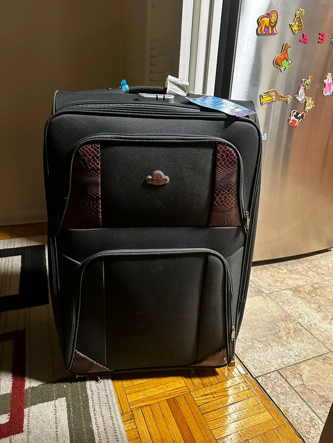 Large Black Suitcase with Wheels thumbnail