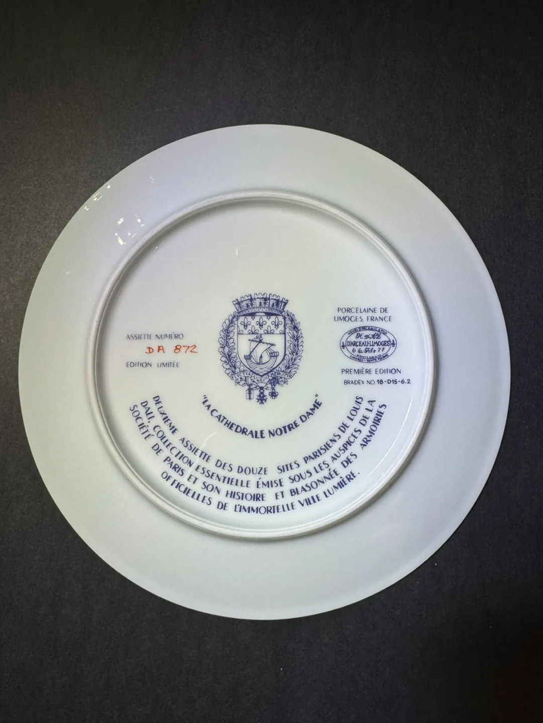 Limited Edition Notre Dame Plate by Louis Dali image indicator(3)