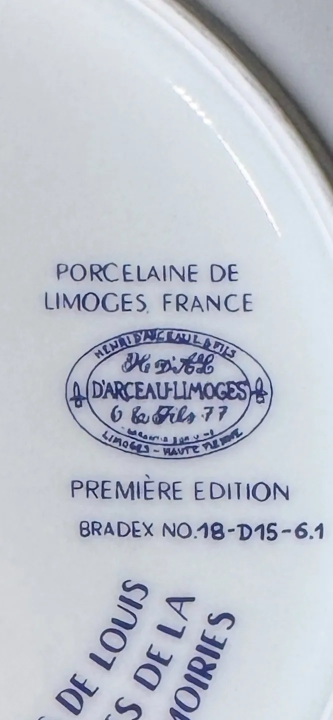 Limited Edition Louis Dali Plate - Arc de Triomphe image indicator(4)