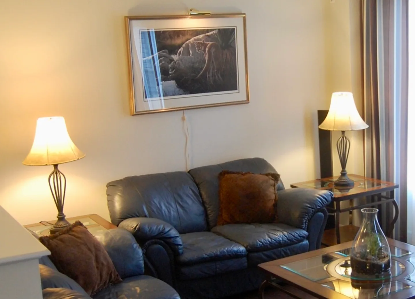 2 Elegant Table Lamp with Tan Shades image indicator(2)