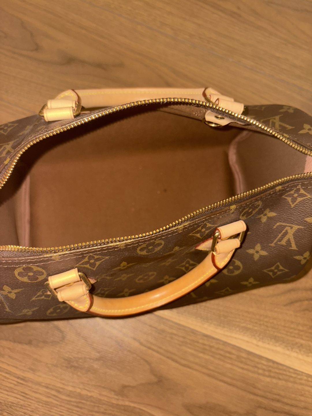 LV Speedy 30 - photo 5