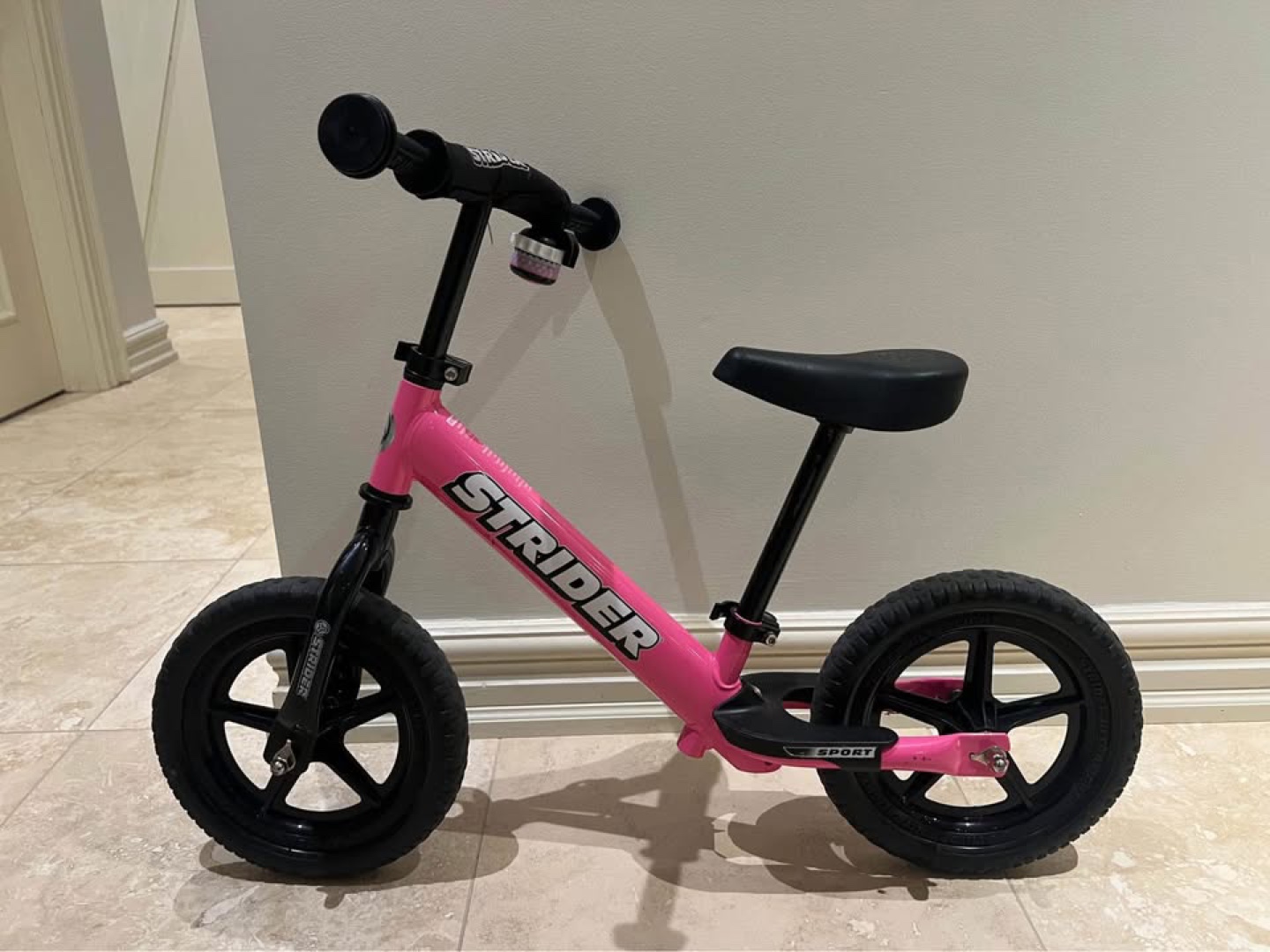 Strider Sport Balance Bike - Pink
