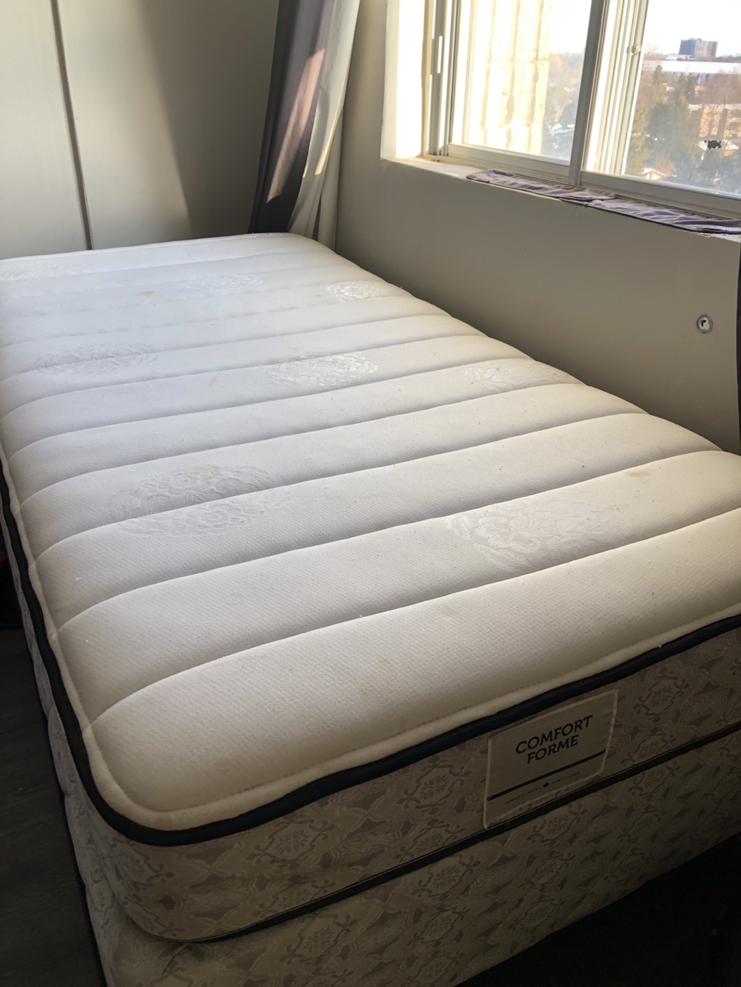 Twin Mattress and Box Spring Set - photo 3