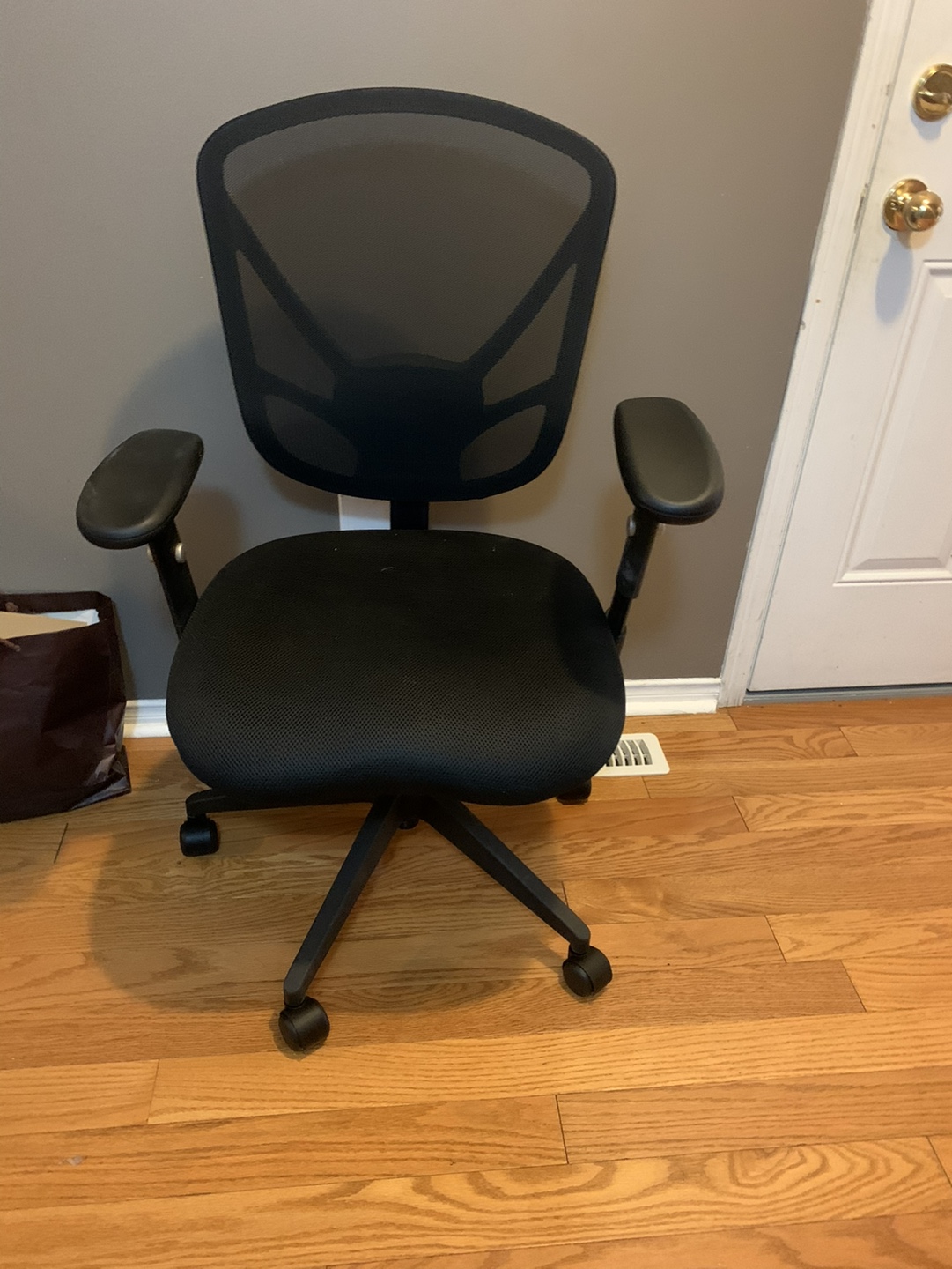 Office Chair - Mesh Back - Adjustable Height