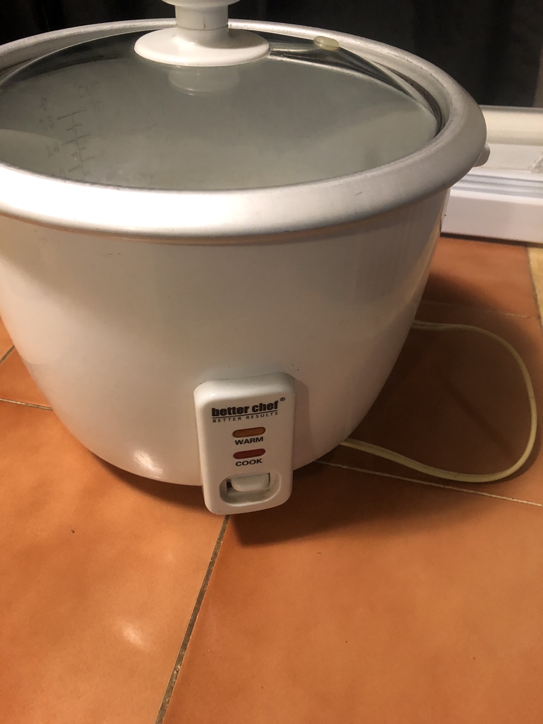 Quick moving sale: Better Chef Rice Cooker - photo 2